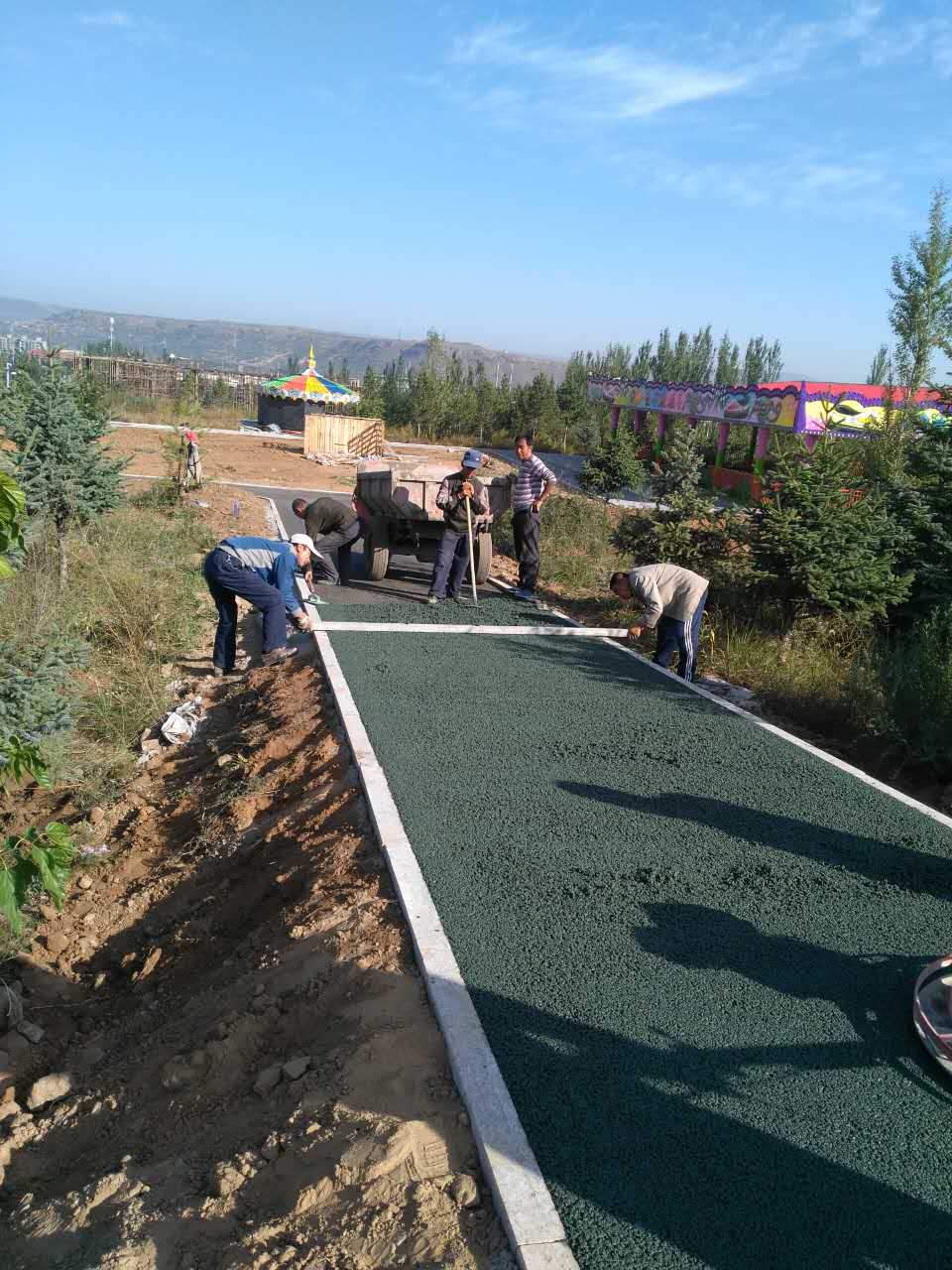 烏蘭察布生態山透水地坪